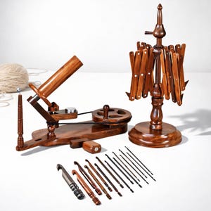 Enrouleur de fil en bois Swift | Machine à boules manuelle à tirage central | Crochets | Personnalisation disponible
