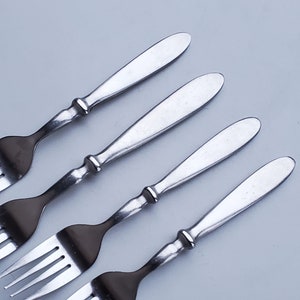 Cambridge 18/10 Stainless Townhouse Pattern - Set of 4 Forks - Satin Handle Finish - 1 Dinner Fork - 3 Salad Forks - MCM Design