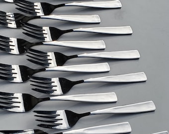 Dash Of That Brand 18/10 Stainless Flatware - Set of 13 Dinner Forks - 7.25" - Glossy Finish - Very Nice Set