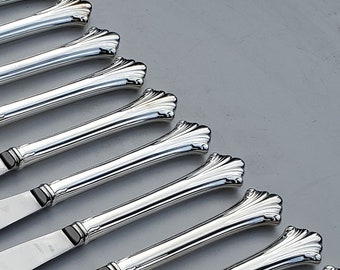 Reed And Barton Highlands Pattern - Set of 11 Dinner Knives - Glossy Silverplate - 9.5" - Like New