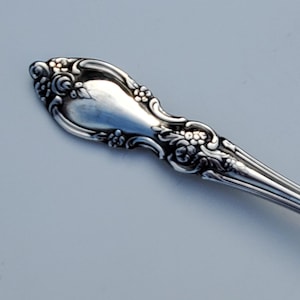 Oneida Community Stainless Louisiana Pattern - Cold Meat Serving Fork - Glossy Ornate Floral Design - 8.5"
