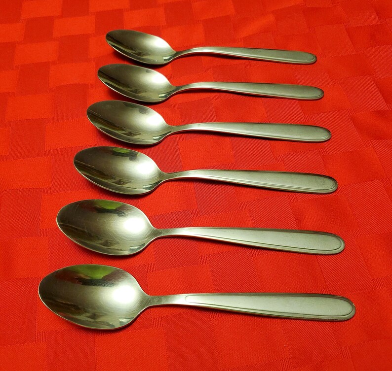 Oneida Jordan Pattern Stainless 18/10 Teaspoon Set of 7 Teaspoons Satin