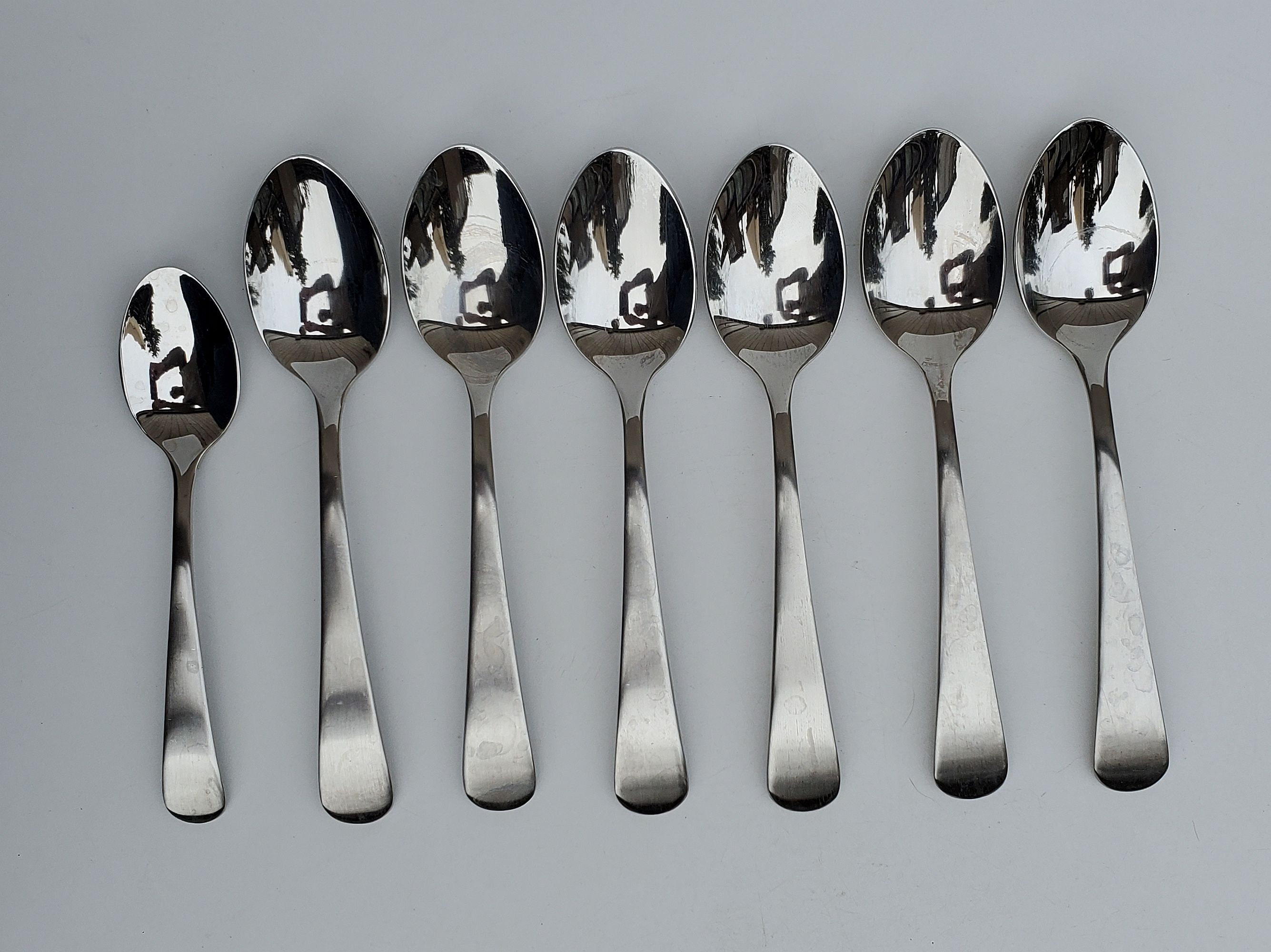 Simplicity Set of 10 Dinner Spoons – Mikasa