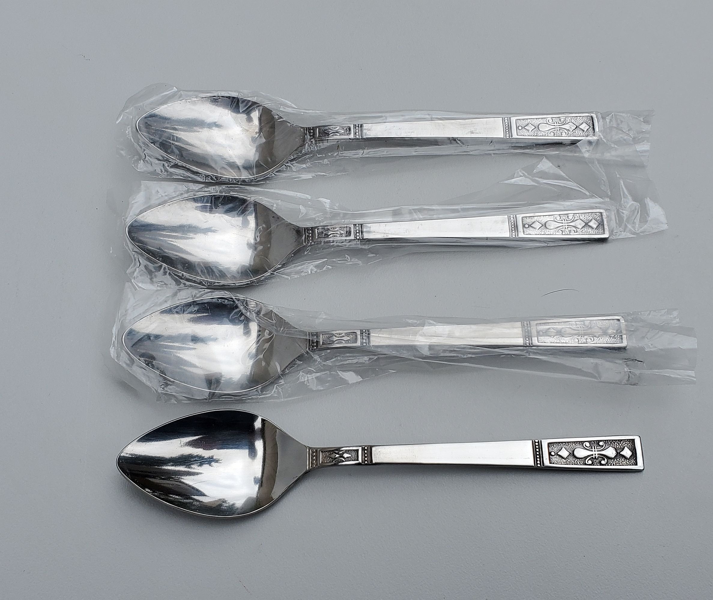 Interpur INR28 Stainless Steel Flatware Set – Japan Made With Black Accent & Glossy Finish (Used)
