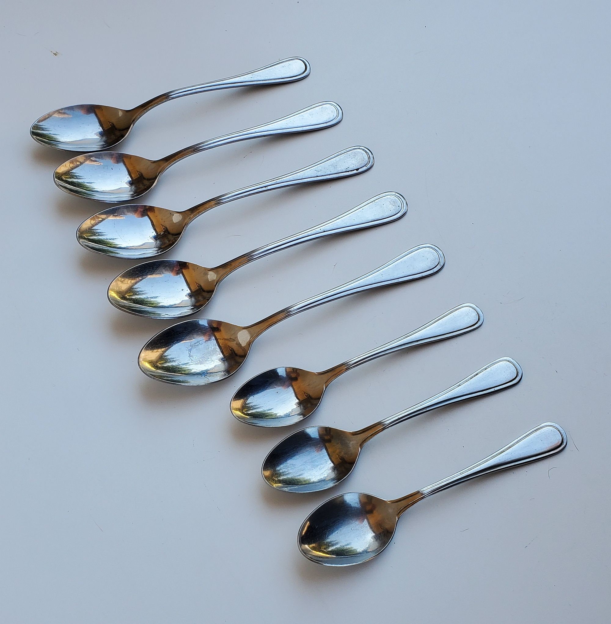 Lot De 8 Petites Cuillères Inox Lifetime Cutlery – Motif LCU 65 – Occasion
