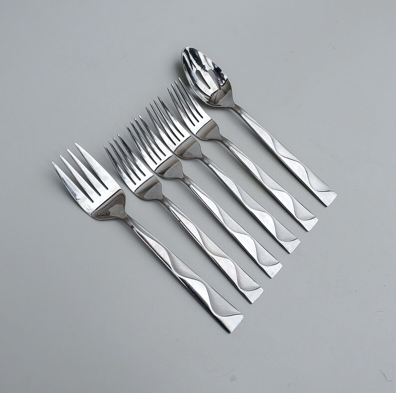 Jcpenney Stainless Flatware JAZZ Pattern Mixed Lot of 6 Pieces 4 Dinner