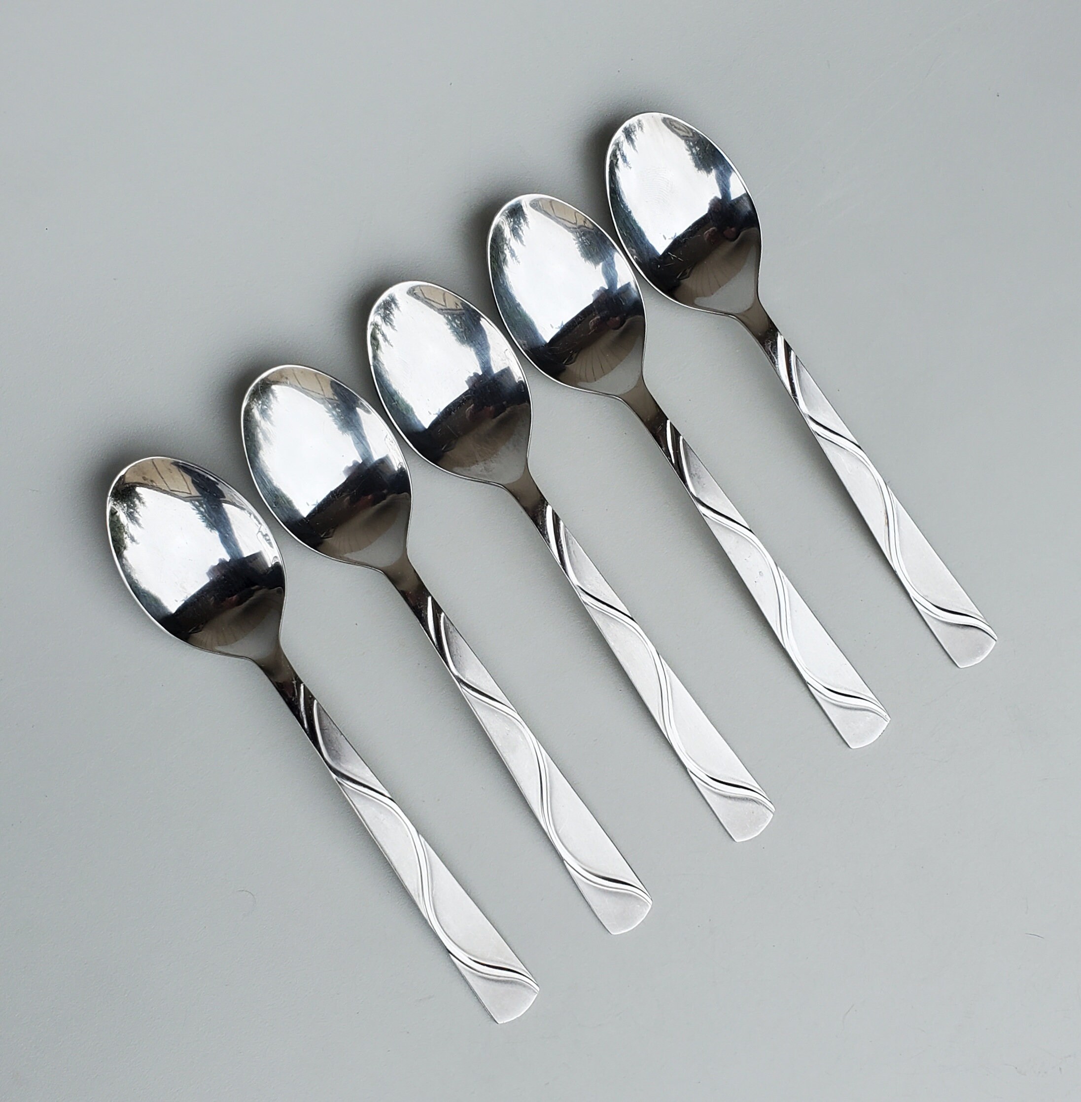 Cambridge Stainless Steel Standard Set Flatware Sets Choice Of