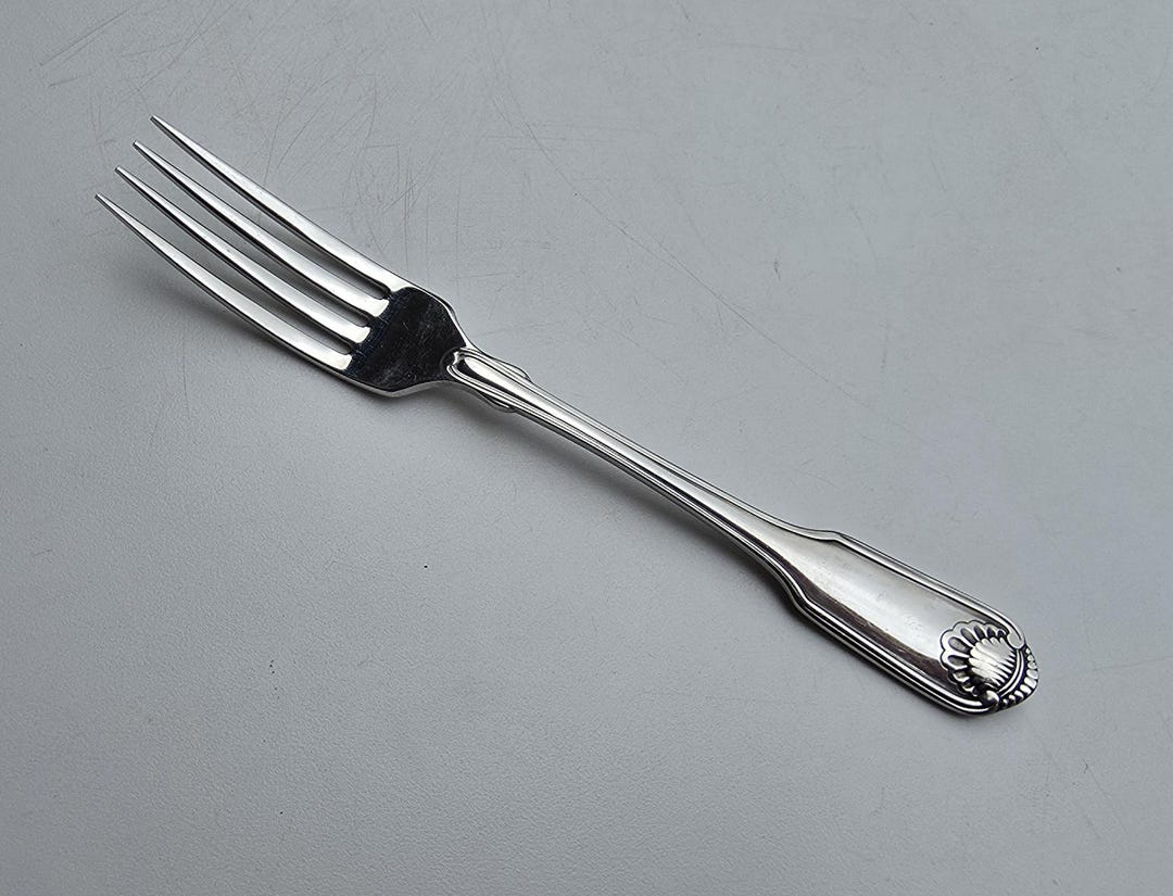 Neida Shell Pattern Oneida Heirloom Stainless Classic Shell Pattern - Single Dinner Fork ...