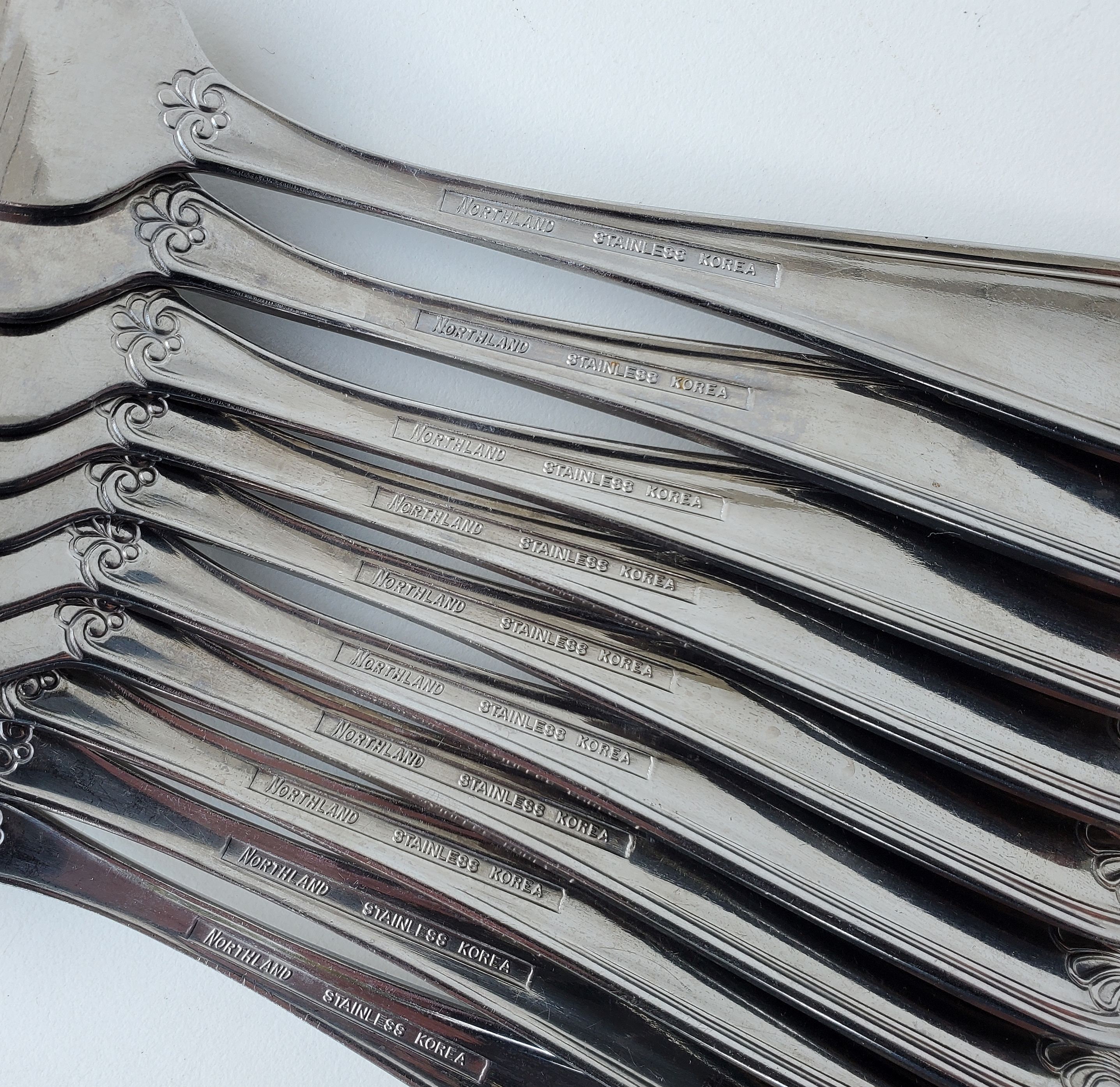 Oneida Shell Pattern Oneida Northland Royal Shell Set of 10 Salad Forks - Glossy - Fleur De ...