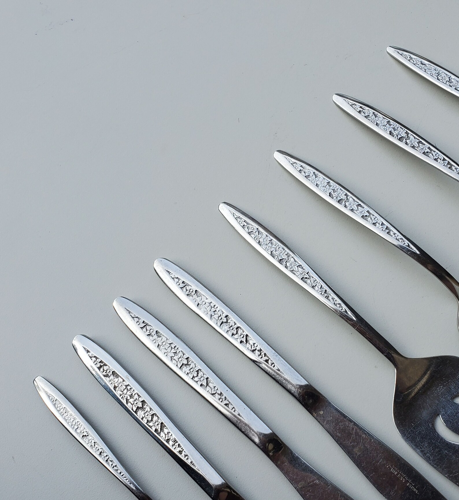 Customecraft Stainless CUS 5 Pattern - Mixed Lot of 8 Pieces - Floral ...