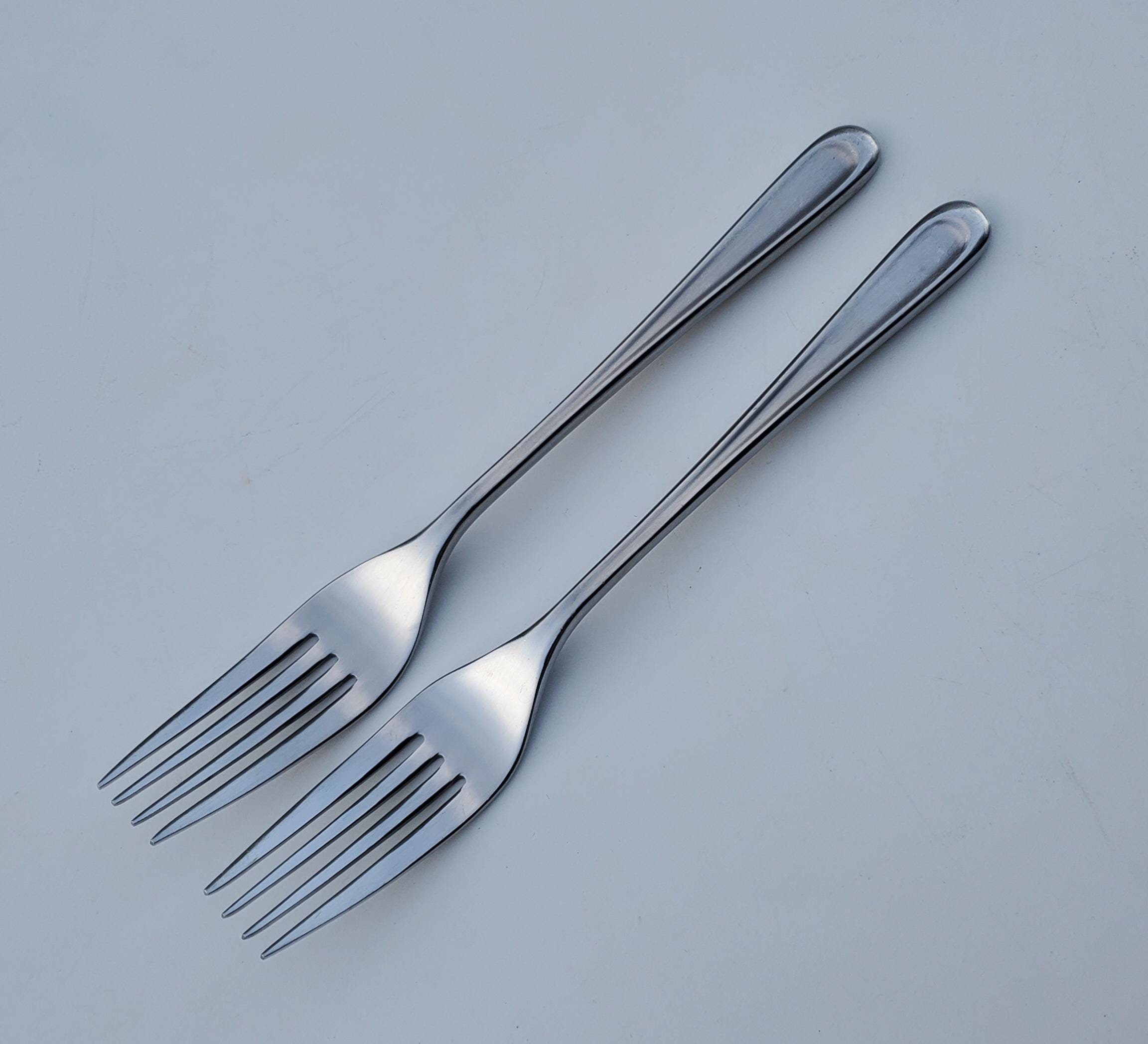 Mikasa 18/0 Stainless Olivia Pattern - Set of 2 Dinner Forks