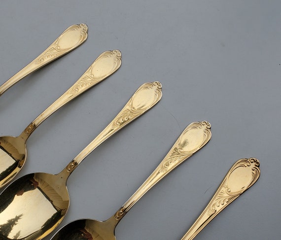 SBS Bestecke ゴールドカトラリーセット　23／24Ｋ SBS Bestecke 23/24 Carat Gold Plated Cutlery Set. 70 pieces. Never