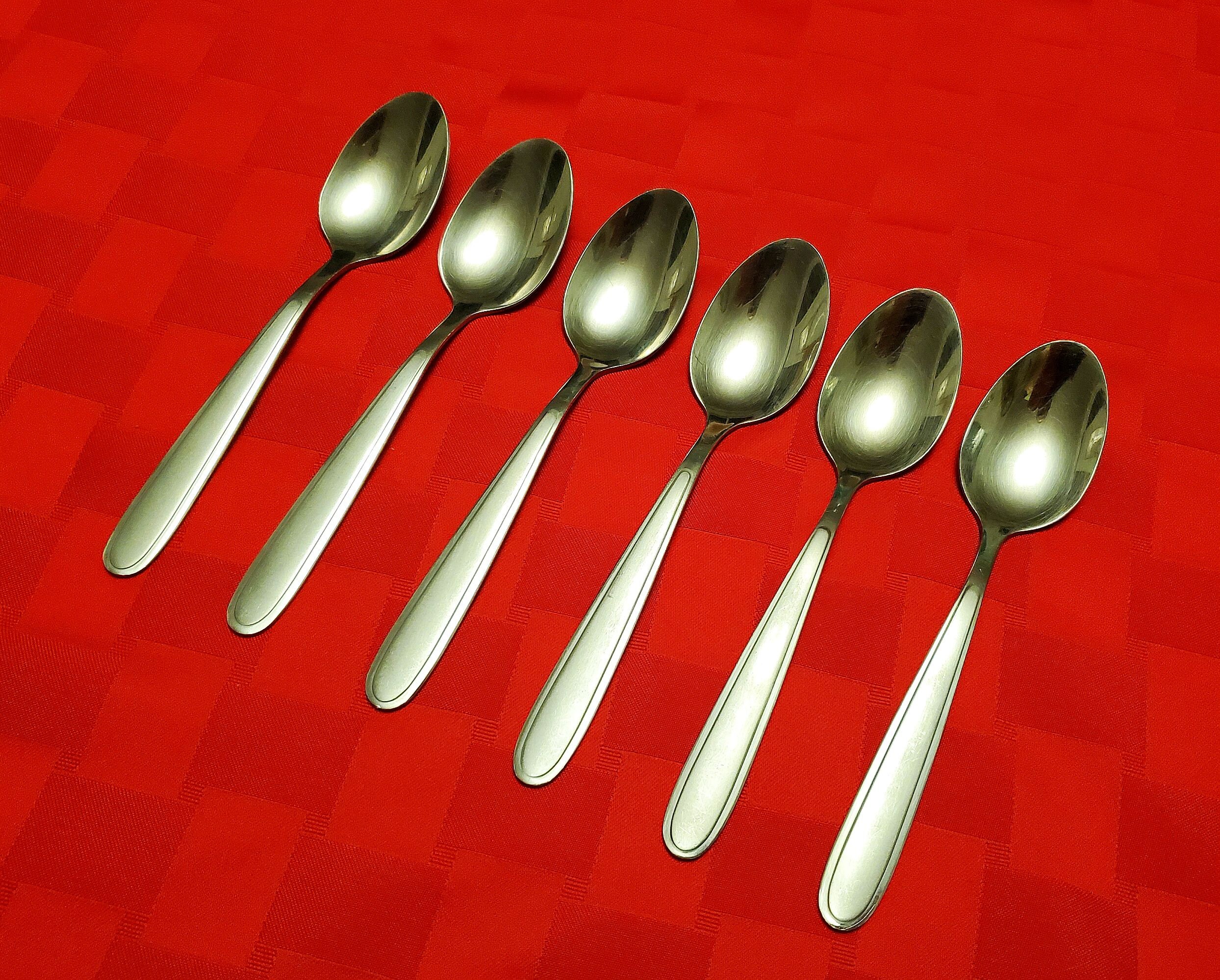 Oneida Jordan Pattern Stainless 18/10 Teaspoon Set of 7 Teaspoons Satin