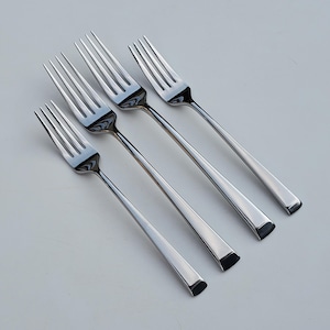 Mikasa Forged Stainless Flatware - Pinch Pattern -  Set of 4 Forks - 2 Dinner Forks- 2 Salad Forks - Glossy Finish - Beveled Handle Tip