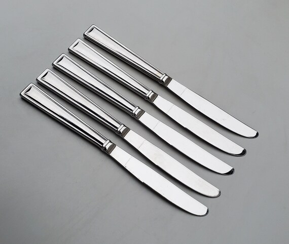 Gorham Stainless Marabella Pattern - Set of 5 Solid Handle Dinner