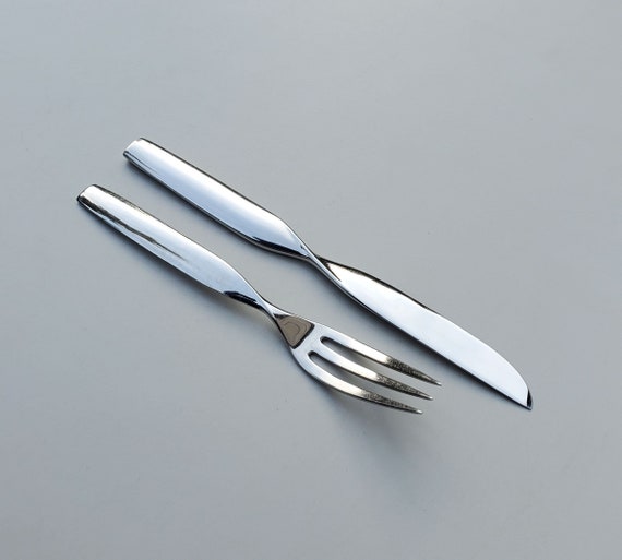 Sasaki Stainless Double Helix Pattern - Two Piece Set - 1 Dinner
