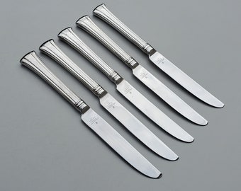 Oneida Baton Rouge Northland Stainless Satin Dinner Knife Set of 3 Knives  Fancy Scroll Work With Flowers Handle Design 9.375 