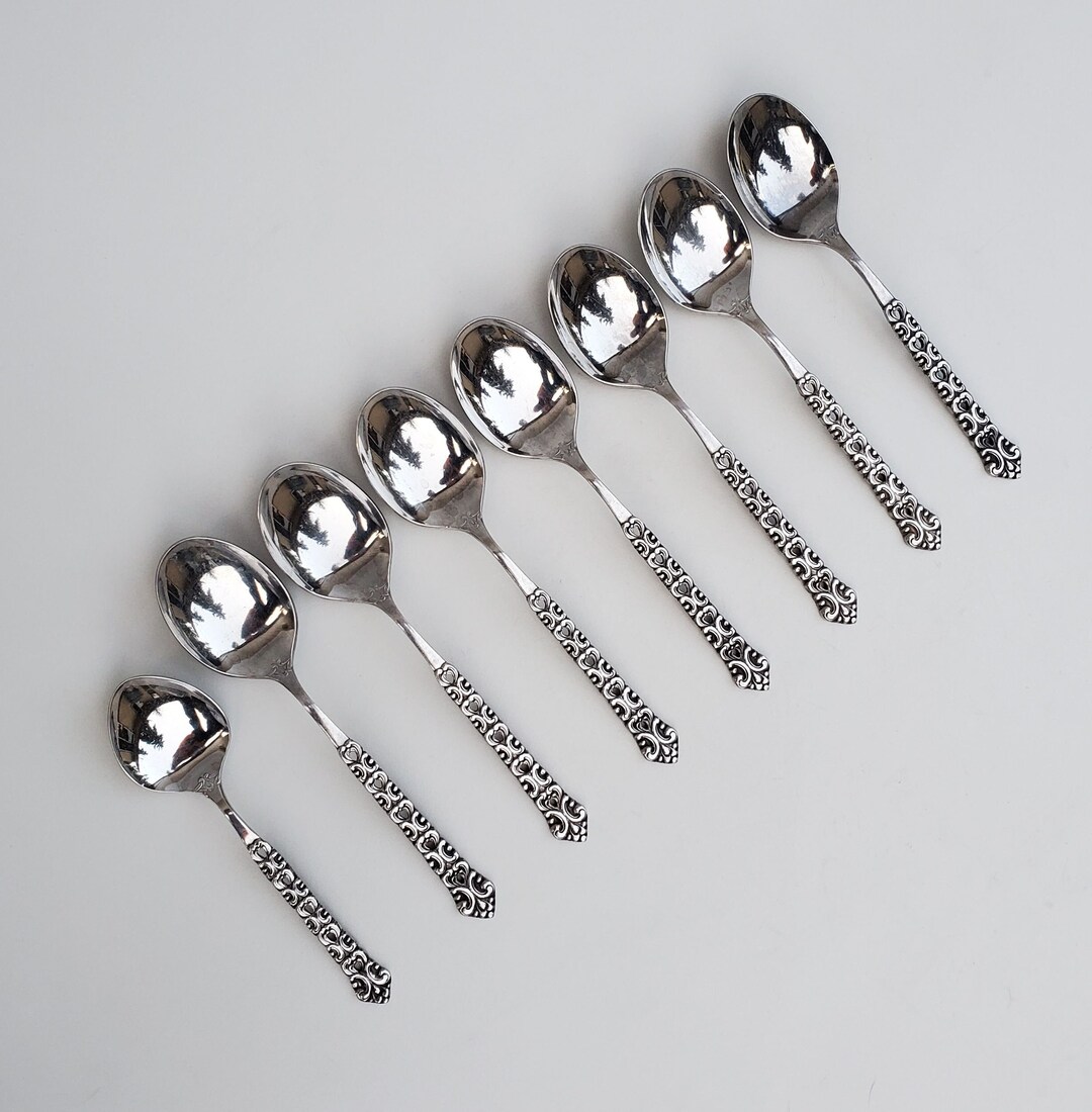 Oneida Northland Stainless Old Baroque Pattern Set of 7 Soup Spoons 1