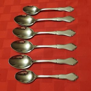 Stanley Roberts Rogers Co Stainless Glendale Pattern - Mixed Lot of 6 Spoons - Burnished Handle Finish - 4 Soup Spoons - 2 Teaspoons - Korea
