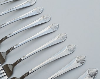 International Silverplate Falmouth Pattern Taiwan International Silverware Monogrammed PL Amsilco Silverware/Flatware Silver Plate Flatware International Silverplate Falmouth Pattern Taiwan International Silverware Monogrammed PL Amsilco Silverware/Flatware Silver Plate Flatware