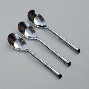 Towle 18/0 Stainless Wave Pattern - Set of 3 Teaspoons - Towle Living Collection - Glossy Finish - 6.25&quot;