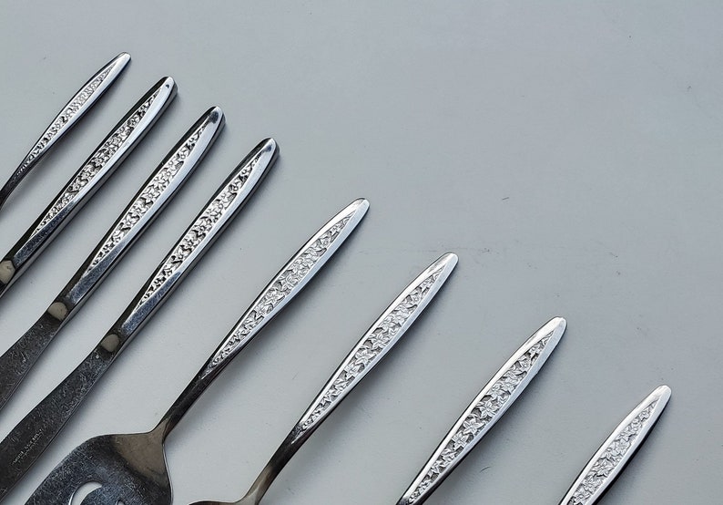 Customecraft Stainless CUS 5 Pattern - Mixed Lot of 8 Pieces - Floral ...