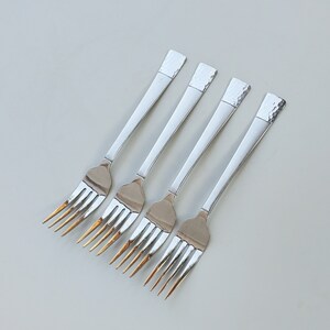 Cambridge Stainless CBS203 Pattern - Set of 4 Salad Forks - Satin Handle Finish - Glossy Hammered Tips - 7&quot;
