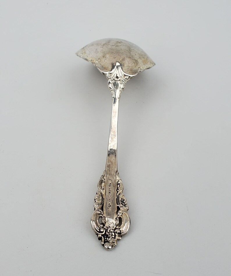 Godinger Silverplate Baroque Pattern Gravy Ladle Ornate Handle Design