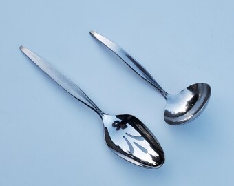 International William Rogers & Son Stainless Concept Pattern 2pc Set - Gravy Ladle + Pierced Oval Serving Spoon - Satin Handle Finish - MCM