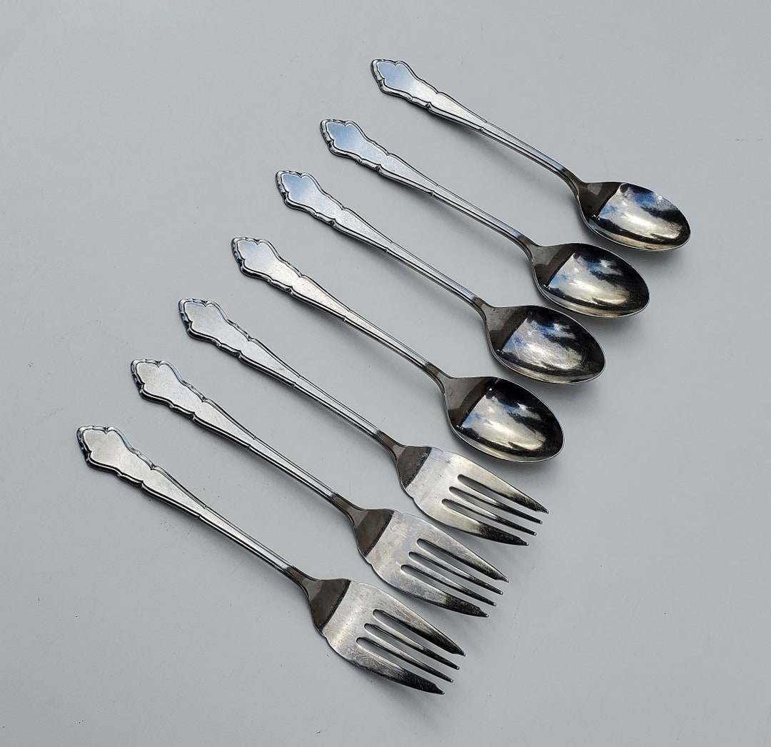 Towle Supreme Cutlery TWS65 Pattern Stainless Flatware Set of