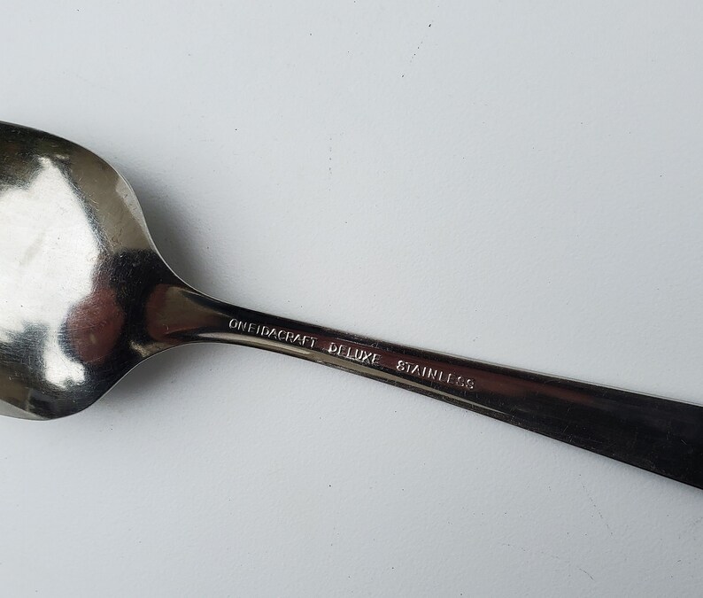 Oneida Accent Pattern Flatware Set of Two Large Serving Etsy