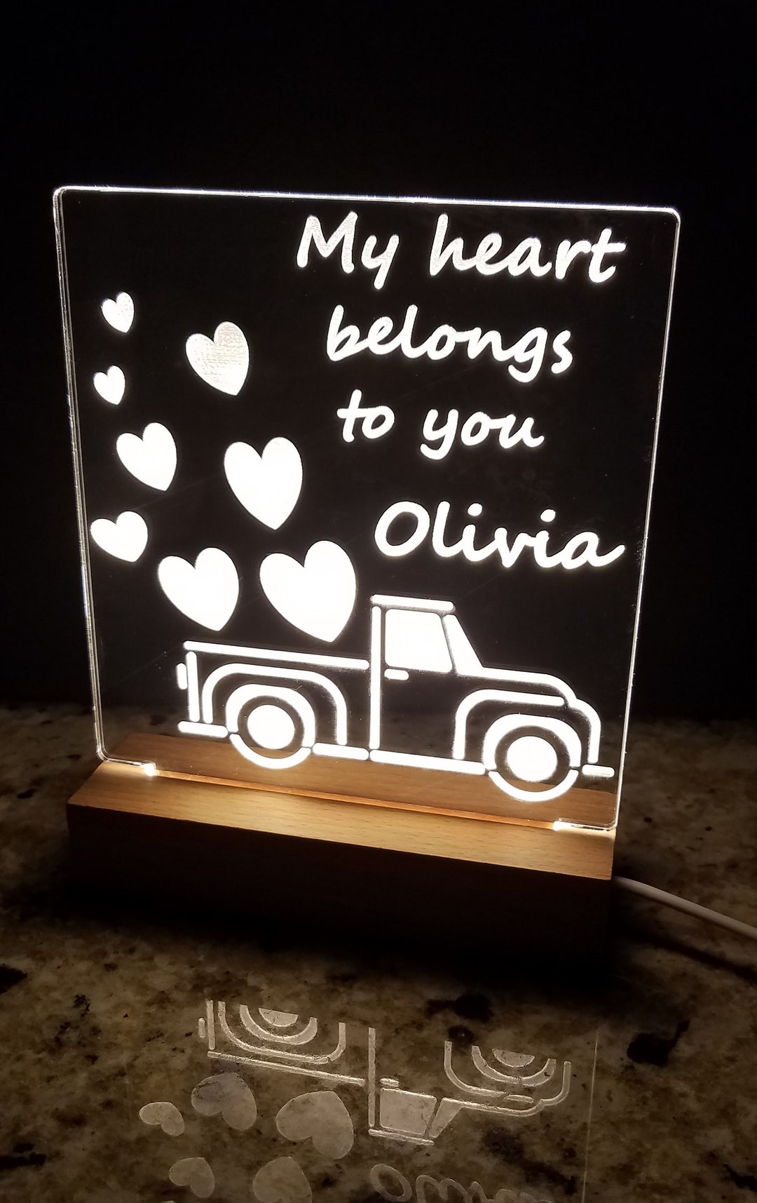 Personalized Acrylic LED Lamp: Engraved Wooden Base, Custom Name - Etsy 日本