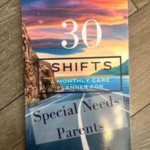 30 Days: A Special Needs Parent's Monthly Tracker, Ultimate Planner for Parents, Special Needs Children Gifts, Health Tracker Health Planner