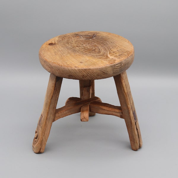 Chinese garden stool antique very old solid wood small wooden stool home decoration