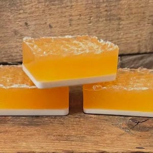 Handmade Honey & Oat Artisan Soap|Handmade Soap|Local Honey|Honeycomb Soap