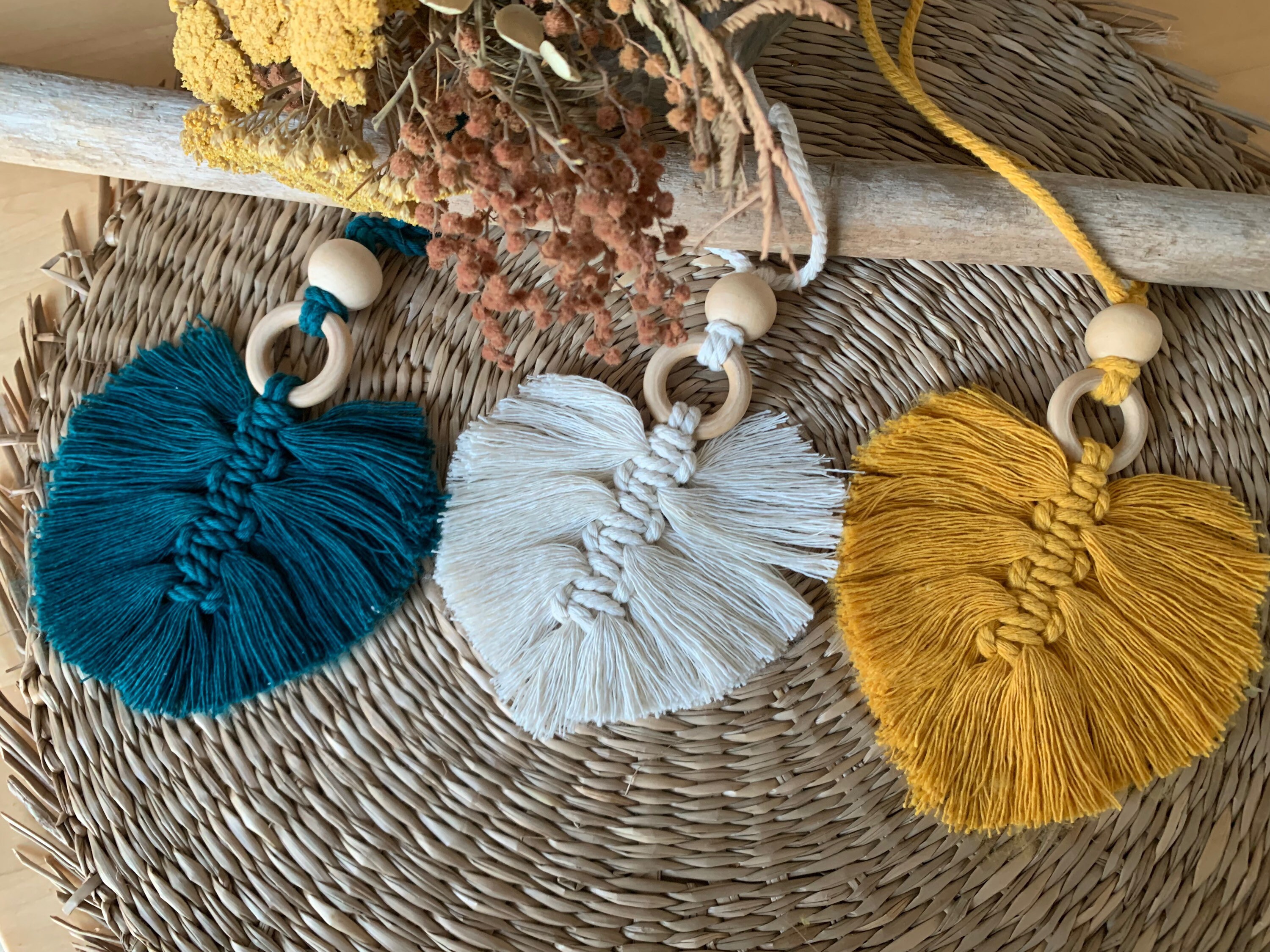 Macramé Feuille - Diffuseur Voiture Pour Huiles Essentielles Plume Cadeau Fait Main