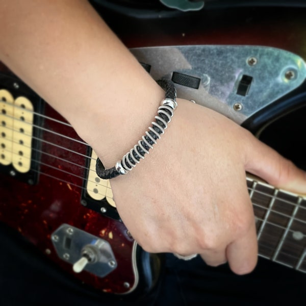 Guitar String Bracelet made from Leather and Recycled Guitar Strings | Upcycled Guitar String Jewellery | Gift for Guitar Player | Guitarist