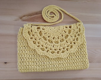 Sac à bandoulière au crochet fait à la main, jaune