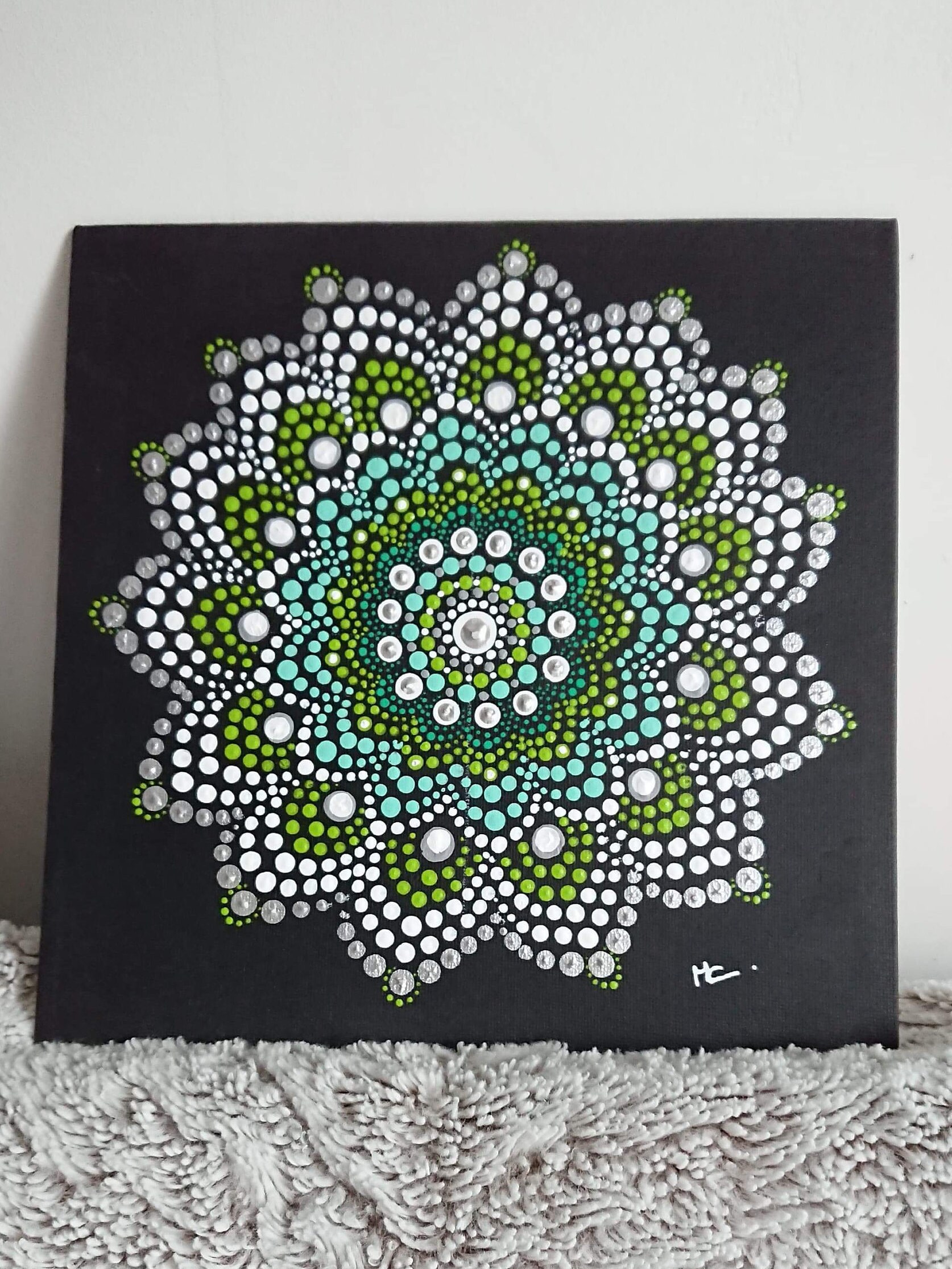 Tableau Dot Mandala Painting Tons Verts sur Toile 25x25 cm