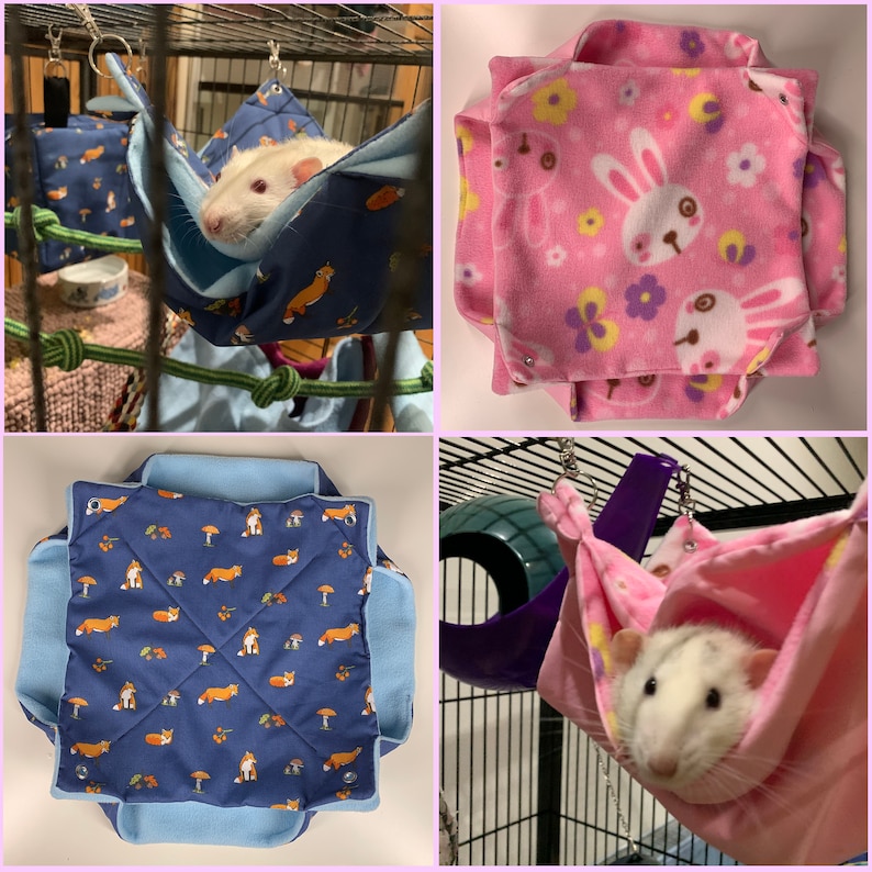 Op de afbeelding: Vier verschillende hangmatten voor ratten. De eerste hangmat is blauw met een vossenprint en een witte rat erin. De tweede hangmat is roze met een konijnenprint. De derde hangmat is blauw met een vossenprint. De vierde hangmat is roze met een witte rat erin.