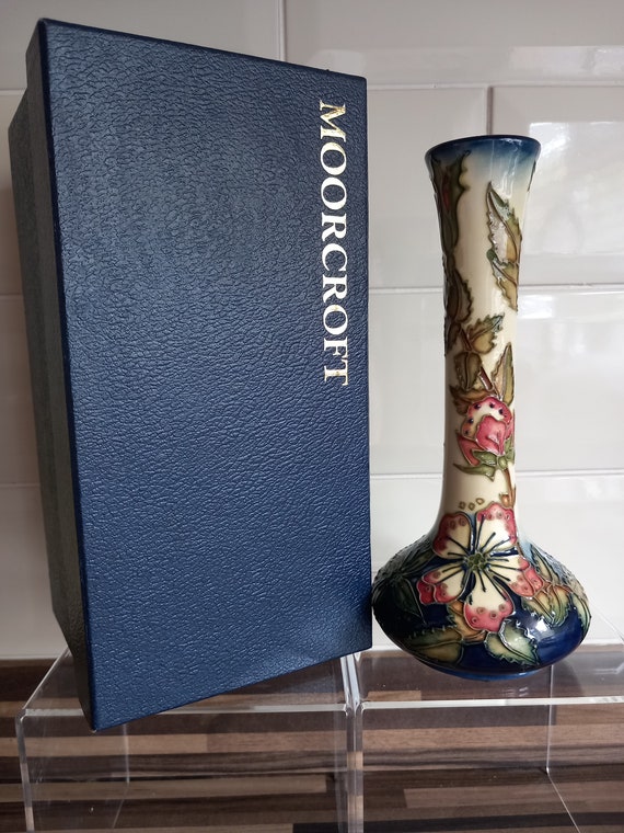 Moorcroft SWEET BRIAR Vase by Rachel Bishop