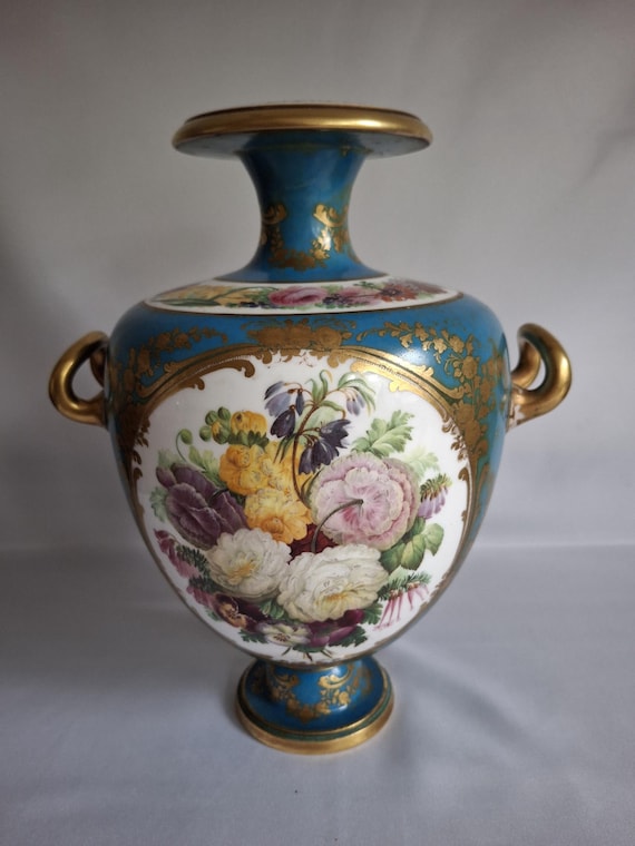 ANTIQUE COPELAND and GARRETT Porcelain Urn - Circa 1833 to 1847