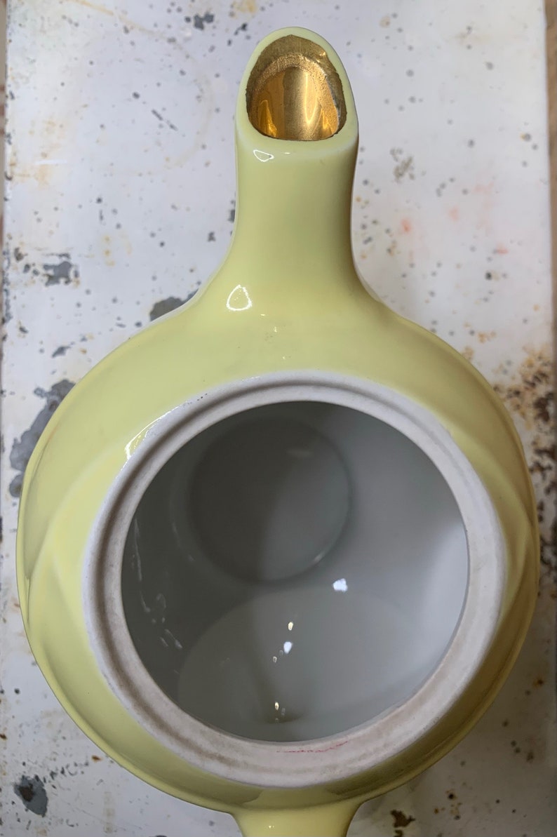 Vintage 1950s Hall Yellow Cabbage Teapot