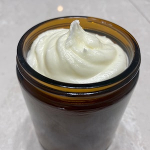 Vanilla-Scented Grass-Fed Tallow Body Butter: Natural Organic Moisturizer for Face and Skin