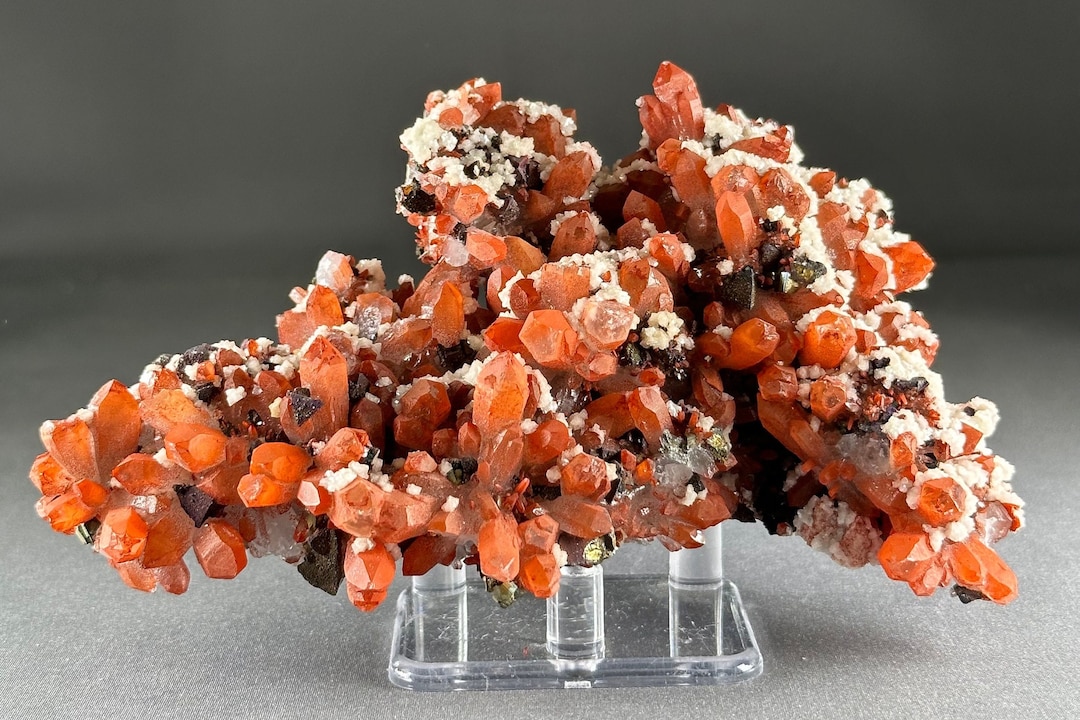 Red Hematite & Quartz with Pyrite – UV Reactive