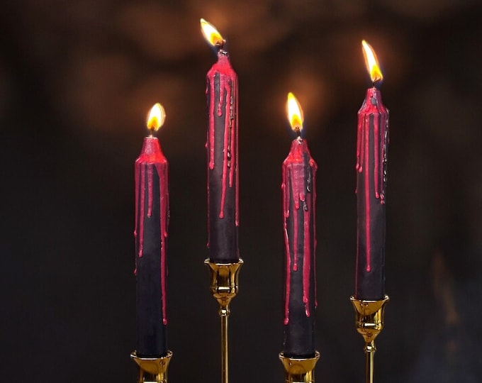 Black red taper candles,Blood dripping candle,Halloween candle,Gothic candle,Black dinner candle,bleeding candle,Halloween table decor,gift