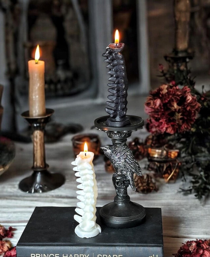 Gothic Spine Candle,Human anatomy,Halloween home decor,Christmas gift for her,skull candle gift,creepy scary candle,alternative style gift