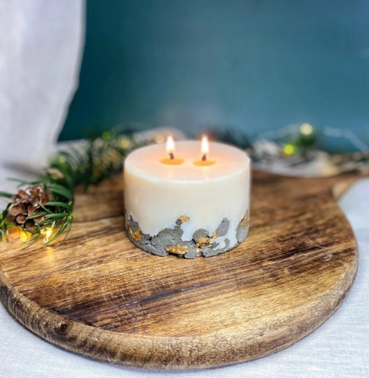 Candela di Design Fatta a Mano, Candela Decorativa Inodore 6.5 x h15 cm, Candela Cilindrica a Combustione Lunga 56 ore, Stoppini in Cotone Senza Fumo, Decorazione Domestica Ideale e Regalo Versatile