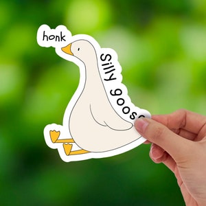 Silly Goose-sticker | premium milieuvriendelijk vinyl | Hoogglans waterdichte sticker