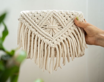 Small Elegant Boho Macrame Crossbody Bag